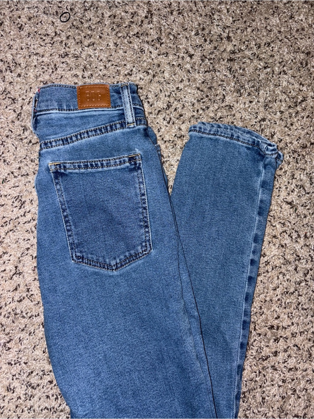 Urban Outfitters BDG Women’s High Rise Girlfriend Jeans in Medium Blue - Size 25